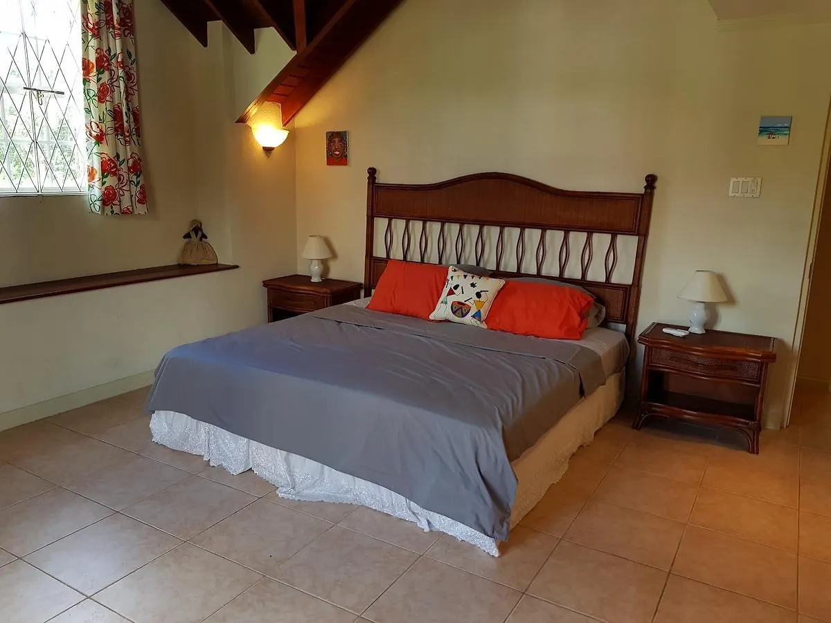 3 Springcourt Apartment ブリッジタウン